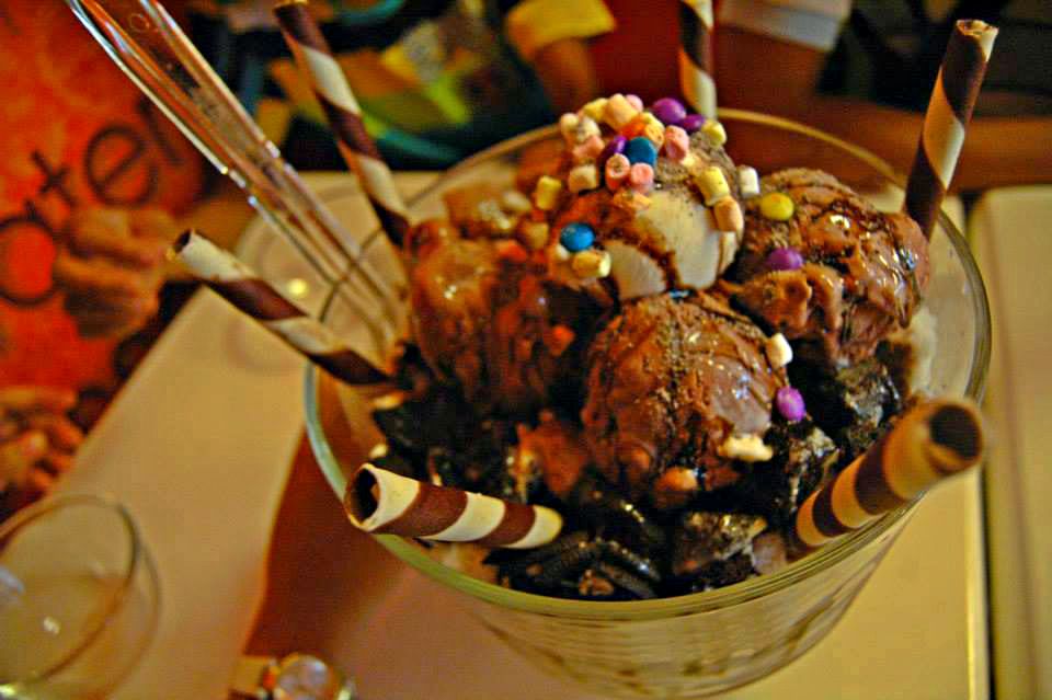 Chocolate Giant, Ice Giants Desserts and Snacks, Cebu Chocolate Giant, Ice Giants Desserts and Snacks, Cebu